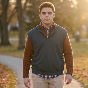 Zero Restriction Golf Outerwear Vest XL Green/Black Check Windbreaker Snaps EUC